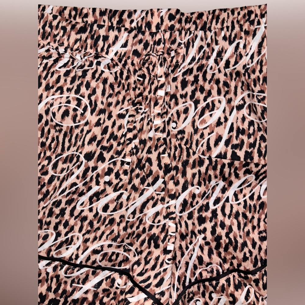Nwt Victoria’s Secret Leopard Print Script Logo S… - image 4